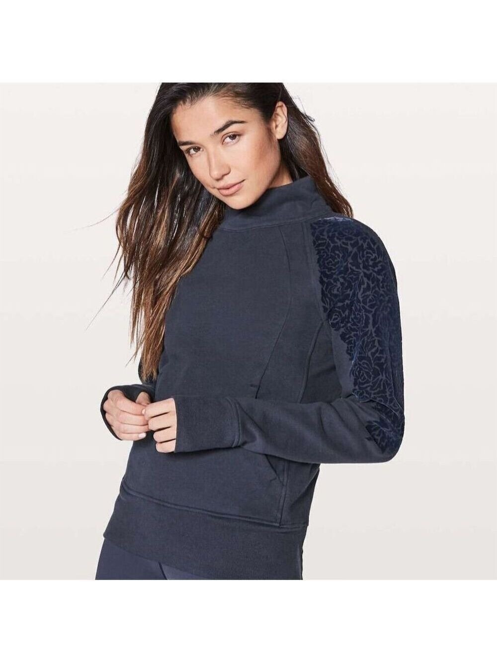 Lululemon Women's M Blue Floral Flock Funnel Neck Pullover Jacket Size 4